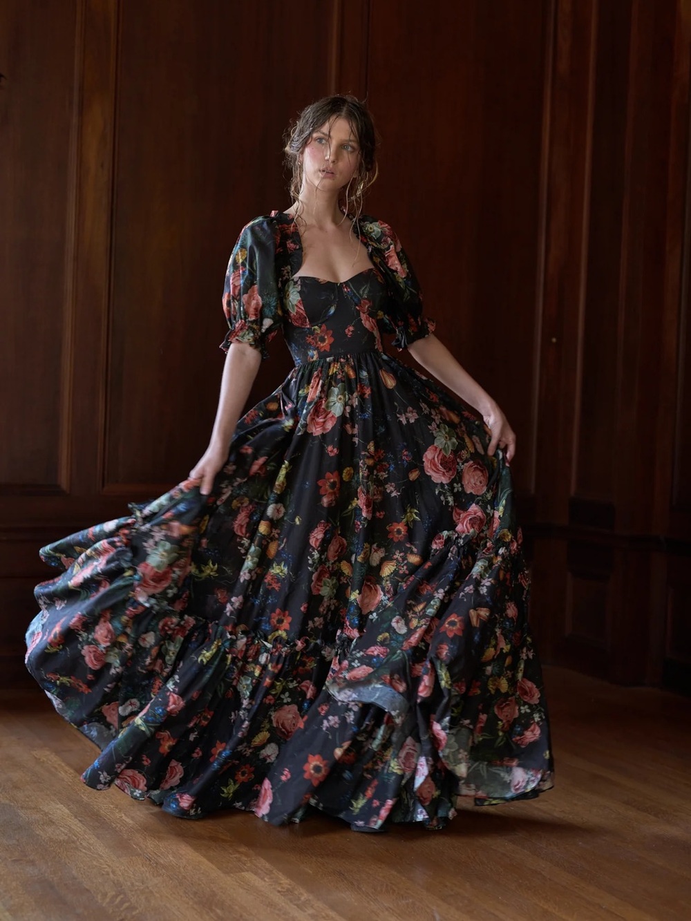 Selkie ~ The Nightcap Ritz Gown - Picture 9 of 14